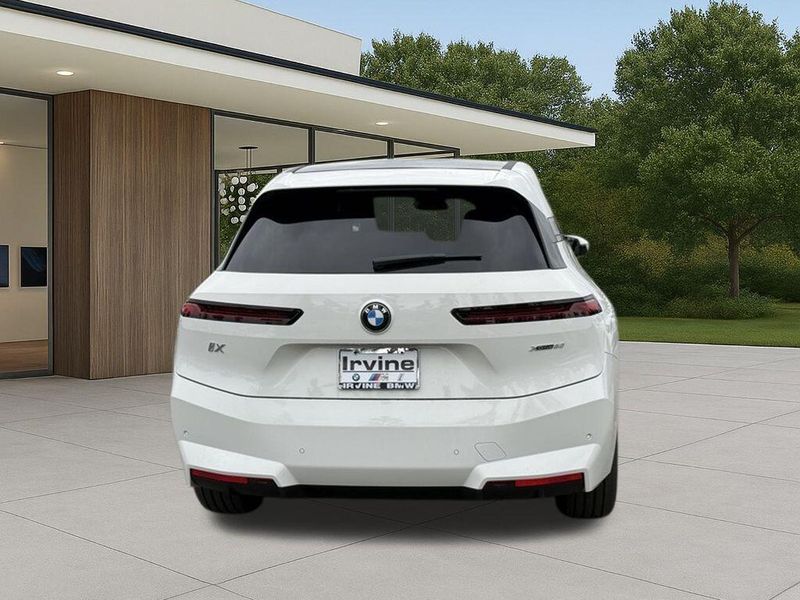 New 2026 BMW iX xDrive60Image 9