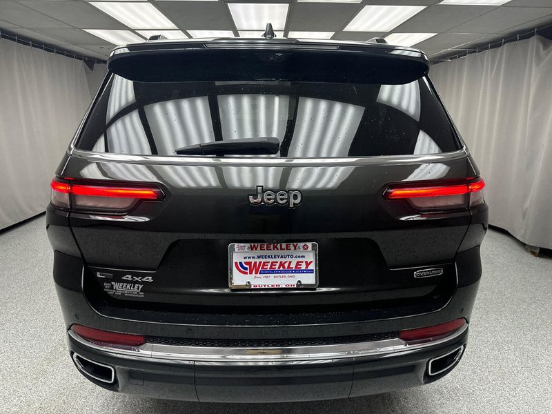 2022 Jeep Grand Cherokee L OverlandImage 3