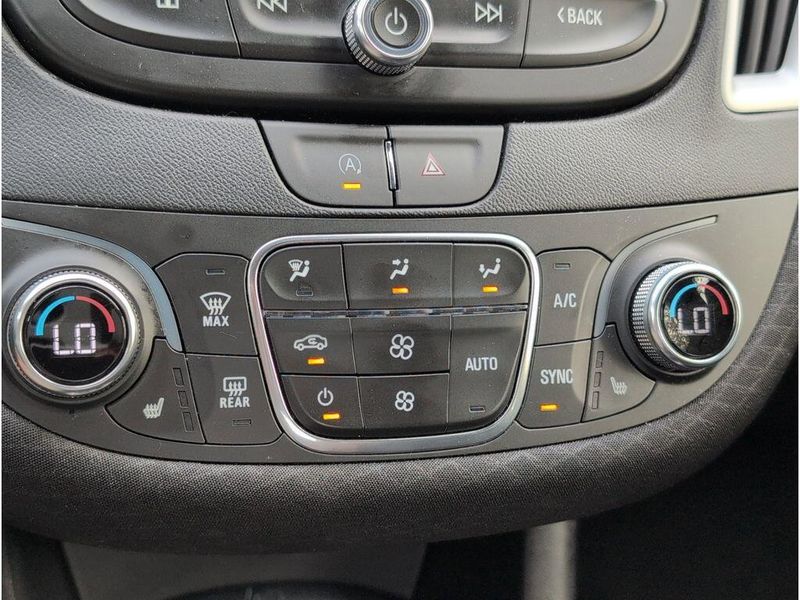 Used 2024 Chevrolet Malibu LTImage 16