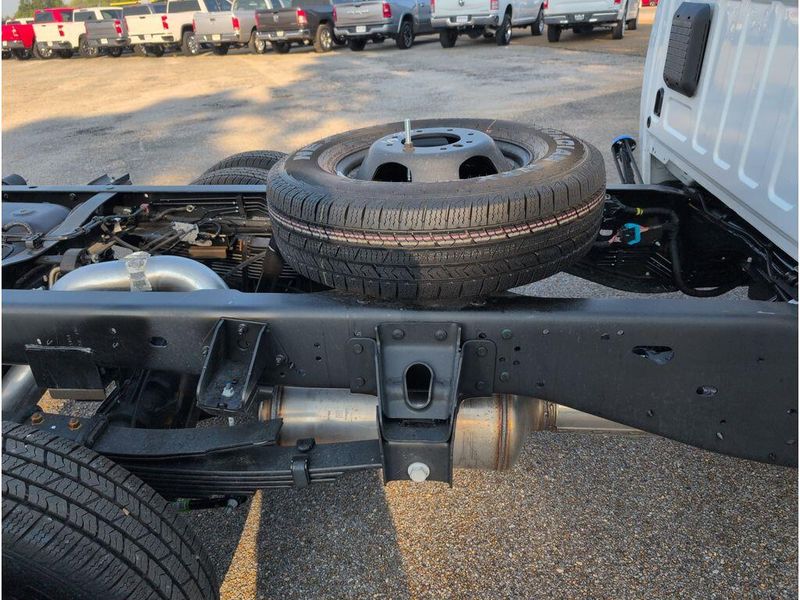 New 2026 RAM 3500 Tradesman Crew Cab Chassis 4x2 60