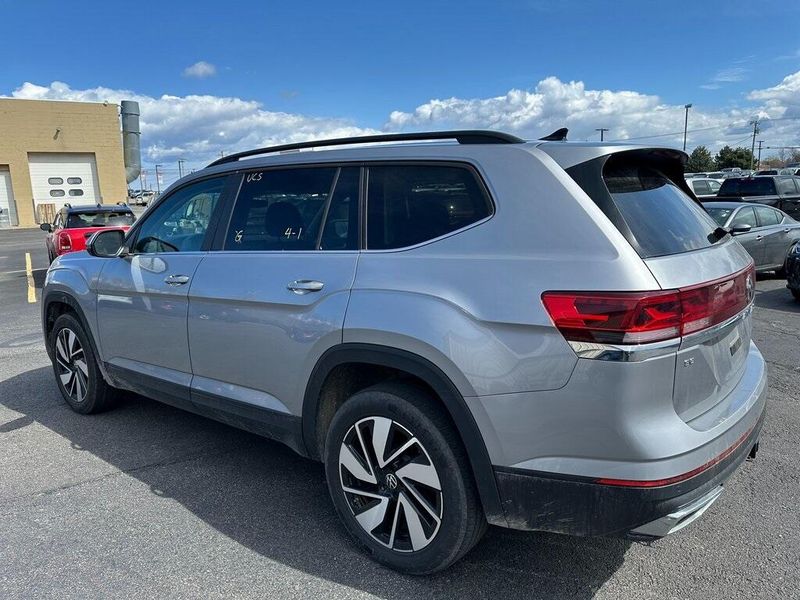 2024 Volkswagen Atlas 2.0T SE w/TechnologyImage 15