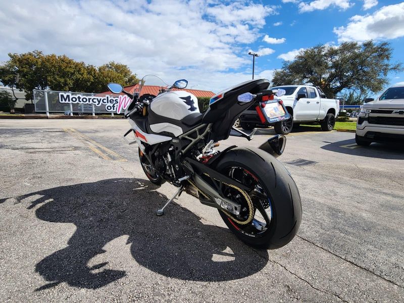 2026 BMW S 1000 RRImage 7