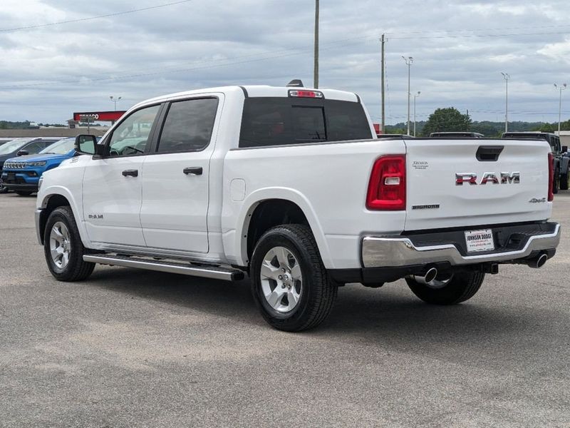 2025 RAM 1500 Big Horn Crew Cab 4x4 5