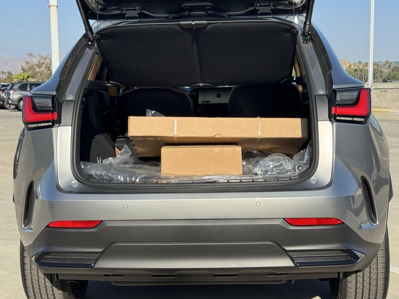 New 2026 Lexus NX 450h+ PremiumImage 14