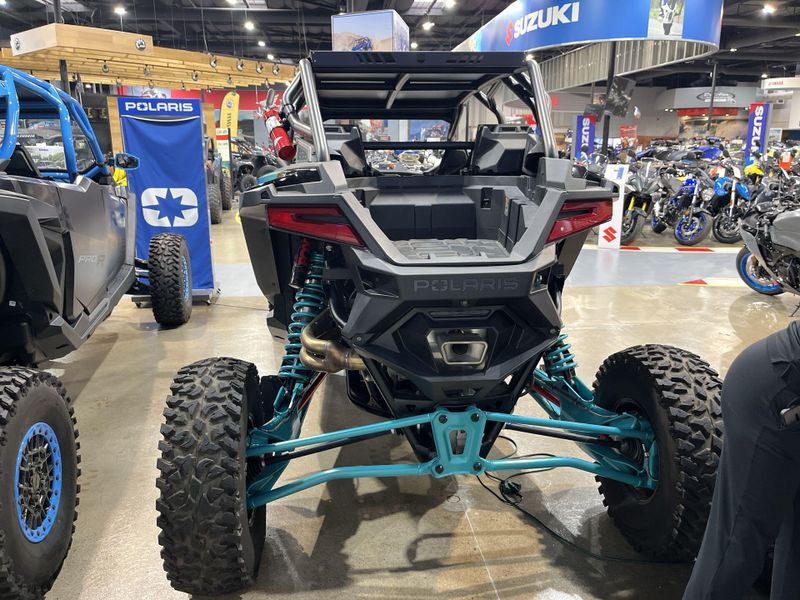 New 2025 Polaris RZR PRO R 4 ULTIMATE Image 19