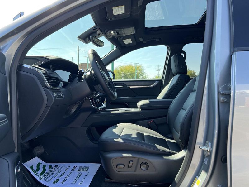 2026 Gmc Acadia Elevation photo 21