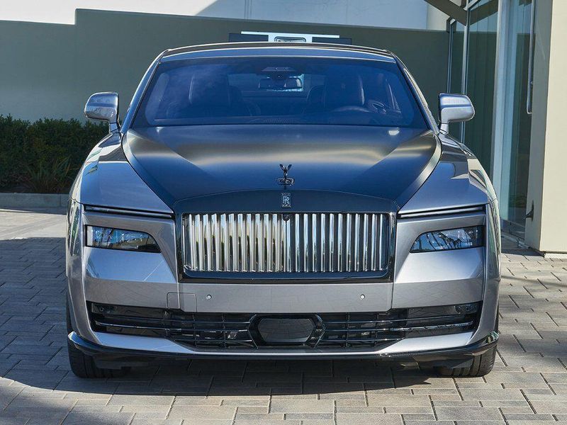 New 2026 Rolls-Royce Spectre Image 7