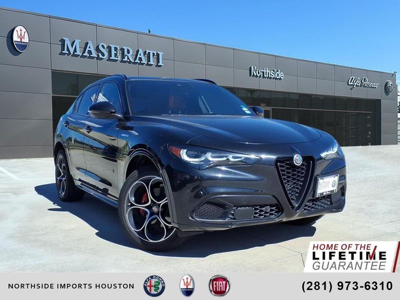 Used 2024 Alfa Romeo Stelvio VeloceImage 1