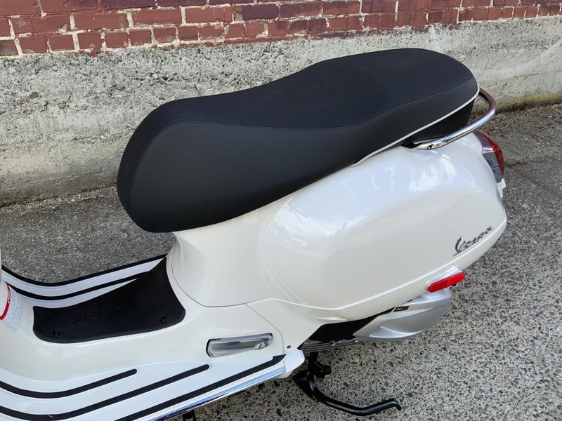 New 2027 Vespa GTS 310 SUPER 