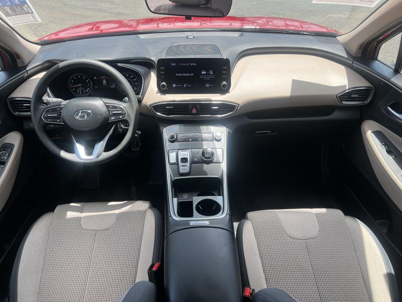 Used 2022 Hyundai Santa Fe SEImage 19