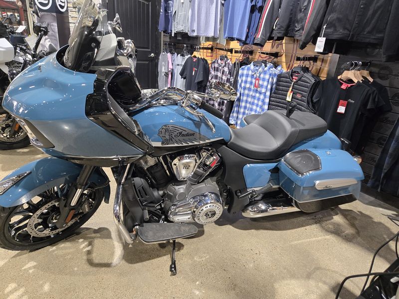 NEW 2026 INDIAN MOTORCYCLE CHALLENGER LIMITED WITH 112 PACKAGE Image 4