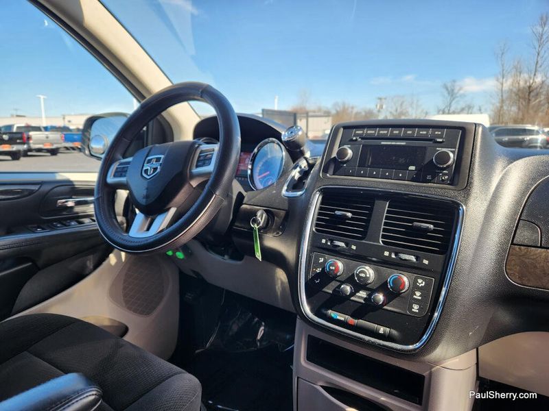 Used 2013 Dodge Grand Caravan SXT