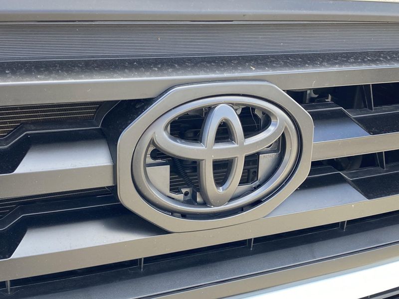 2017 Toyota Tacoma TRD SportImage 4