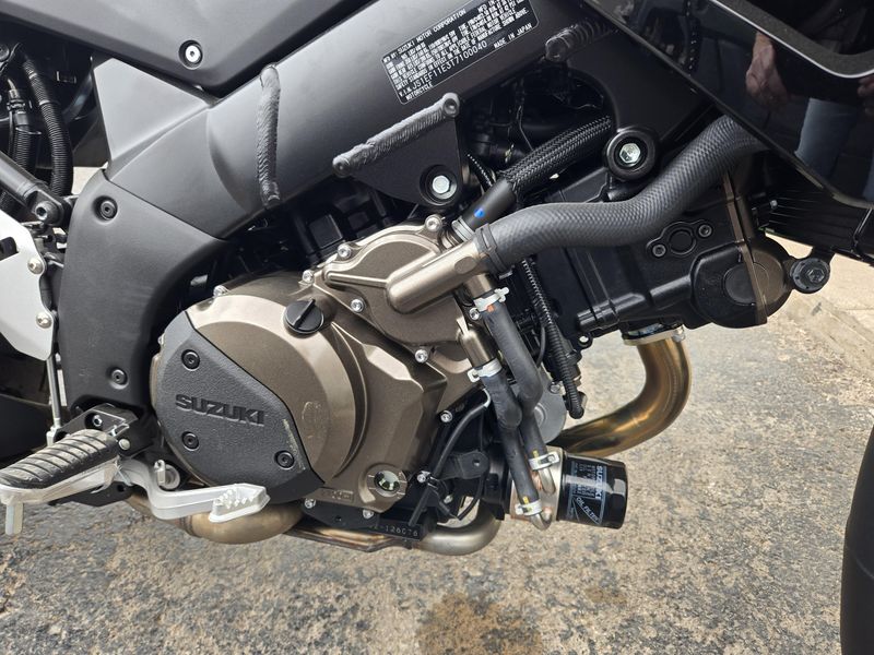 NEW 2026 SUZUKI V-STROM 1050 Image 12