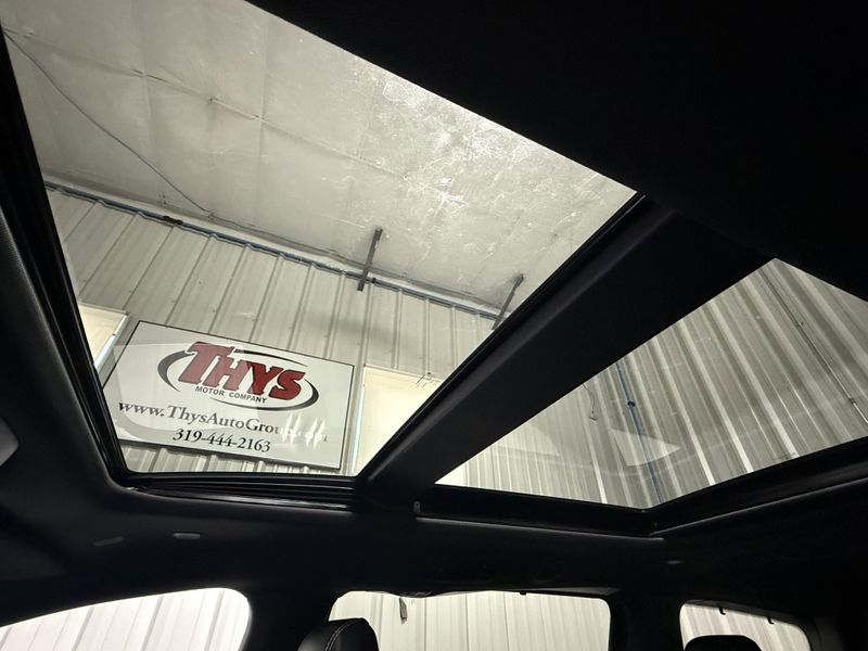 New 2026 Chrysler Pacifica LimitedImage 30