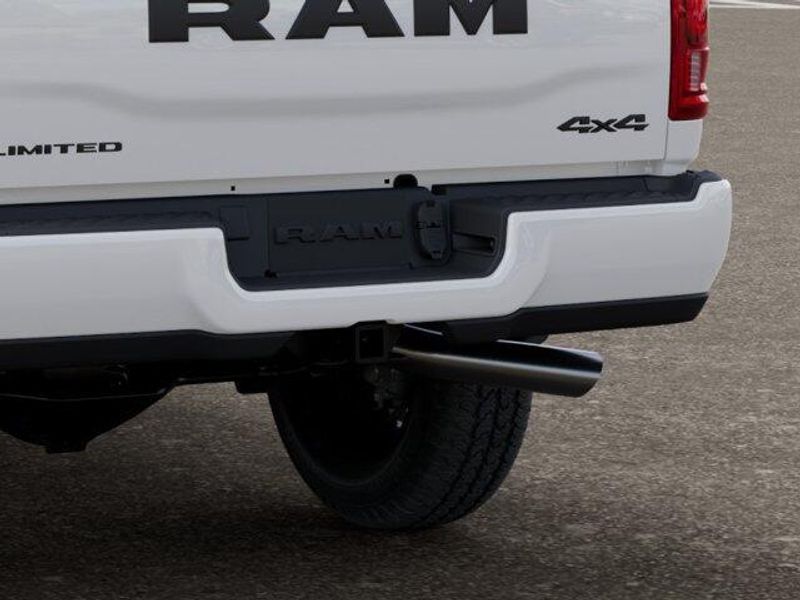 New 2027 RAM 2500 Limited Crew Cab 4x4 6
