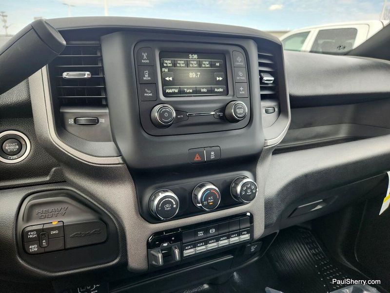 2024 RAM 5500 Tradesman Chassis Crew Cab 4x4 84