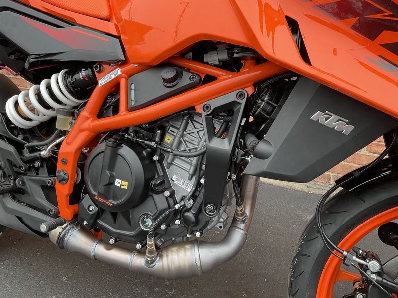 2024 KTM Duke 390Image 7