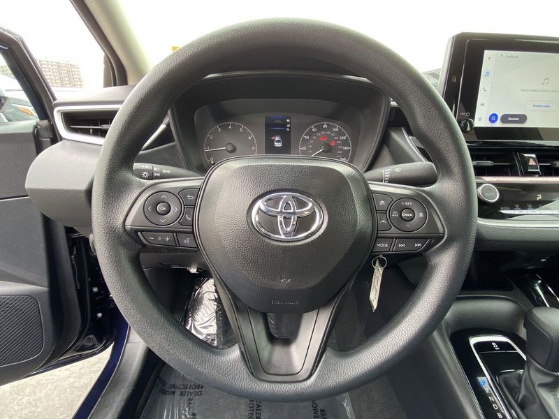 2025 Toyota Corolla LEImage 25