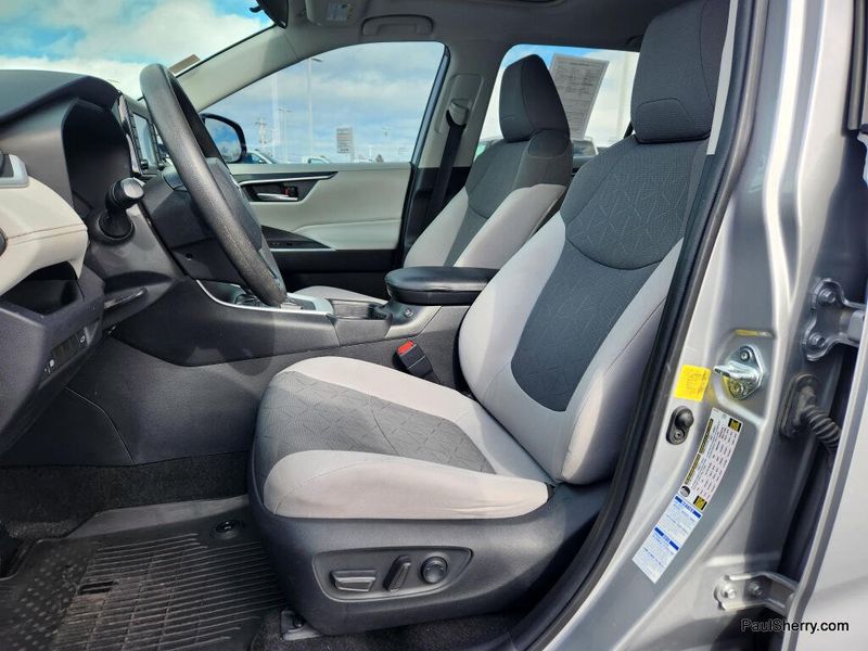 Used 2021 Toyota RAV4 XLE