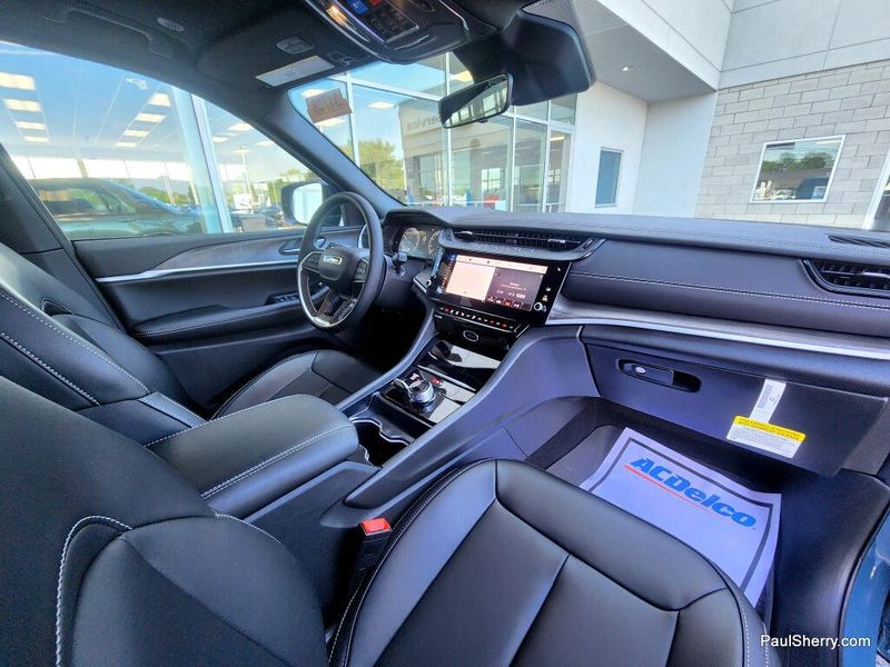New 2026 Jeep Grand Cherokee Limited Altitude
