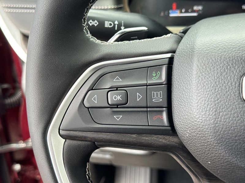 New 2026 Jeep Grand Cherokee Limited 4x2