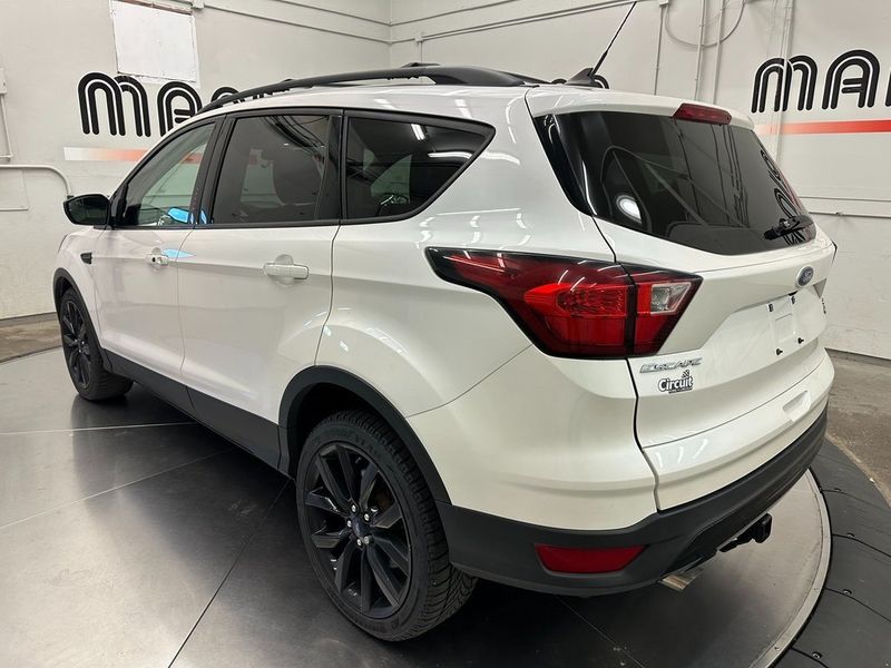 2019 Ford Escape SEImage 14