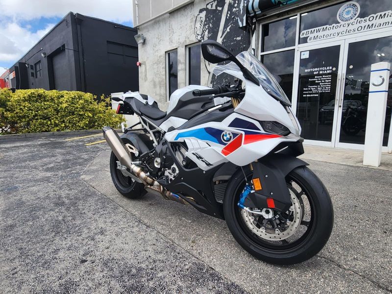 2026 BMW S 1000 RRImage 9