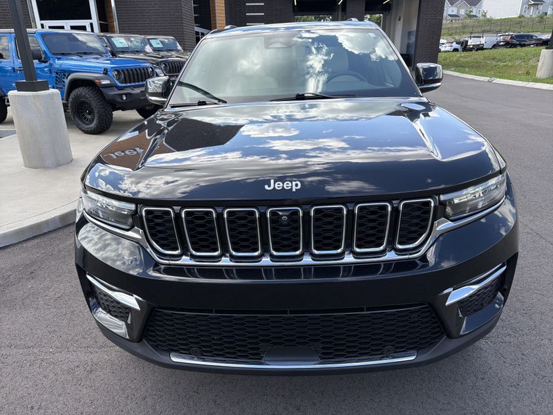 Used 2024 Jeep Grand Cherokee LimitedImage 4