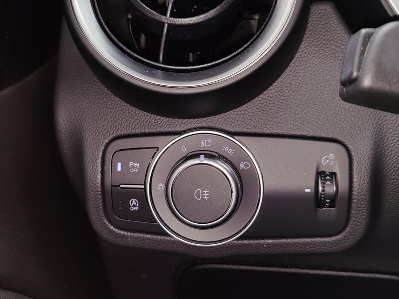 Used 2023 Alfa Romeo Stelvio Sprint AWD w/Sunroof/NavImage 31