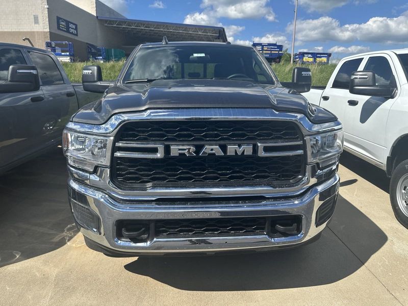 2024 RAM 2500 Tradesman Crew Cab 4x4 6