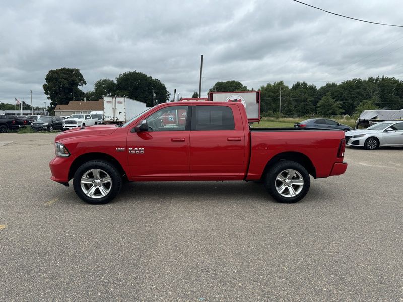 2017 RAM 1500 SportImage 5