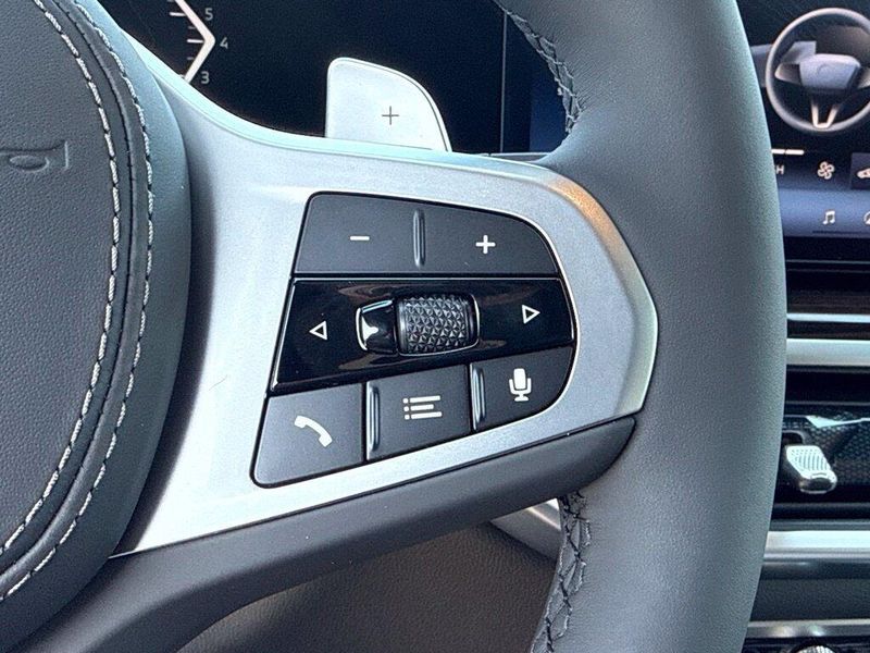 New 2027 BMW X7 xDrive40iImage 23