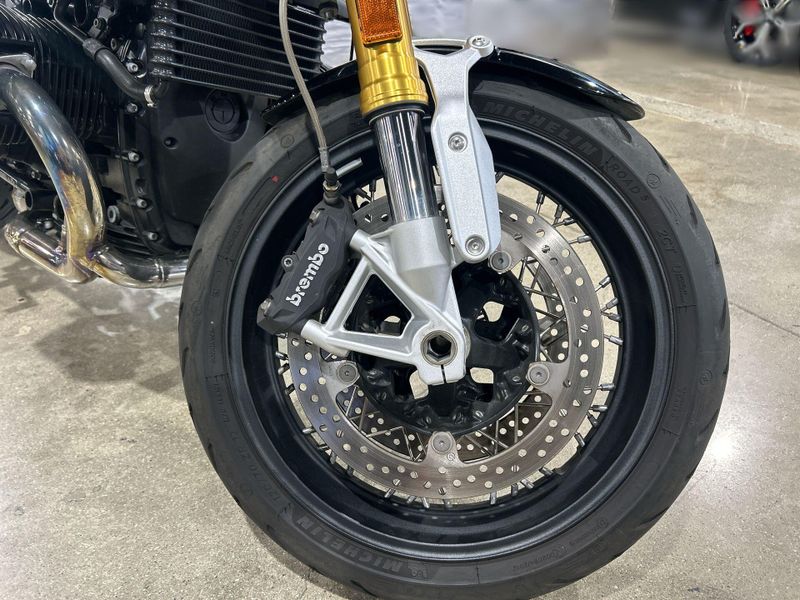 2021 BMW R nineT Image 20
