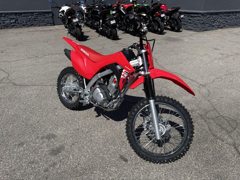 New 2027 Honda CRF125F Image 10