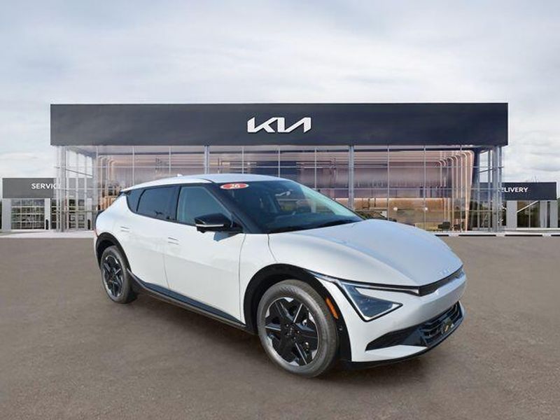 New 2026 Kia EV6 WindImage 11