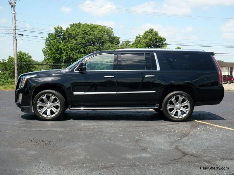 Used 2019 Cadillac Escalade ESV 