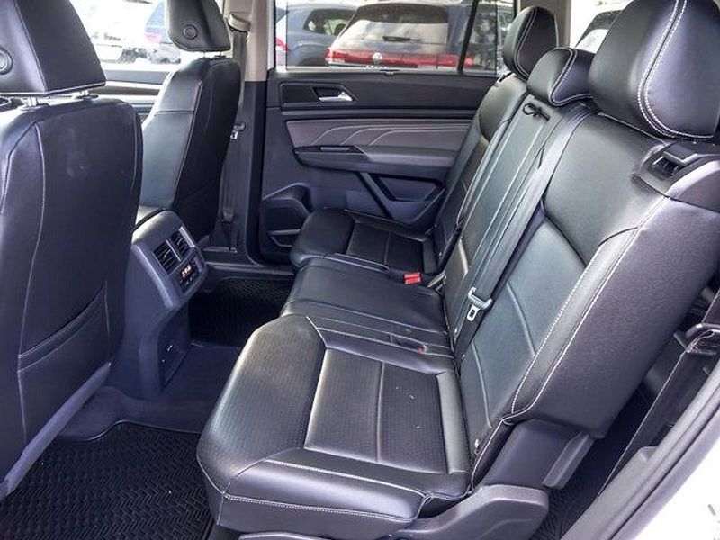 2022 Volkswagen Atlas V6 SE Technology photo 10