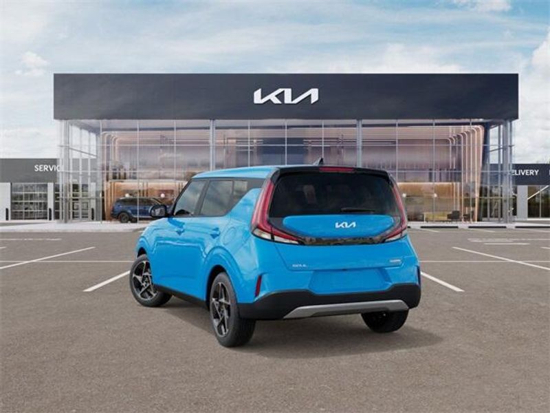 New 2025 Kia Soul EXImage 4
