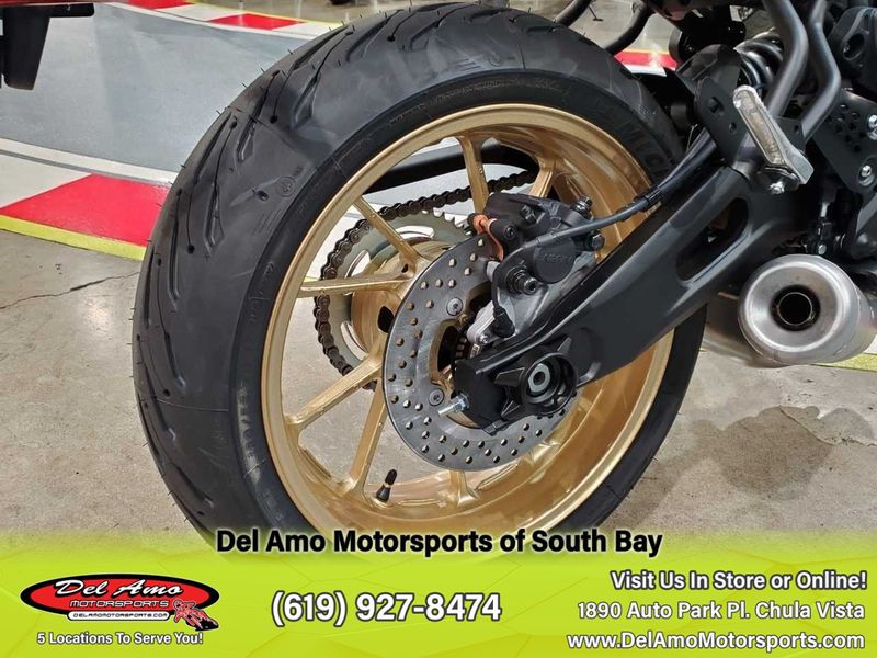 2024 Yamaha XSR700RCB  in a RAVEN exterior color. Del Amo Motorsports of South Bay (619) 547-1937 delamomotorsports.com 