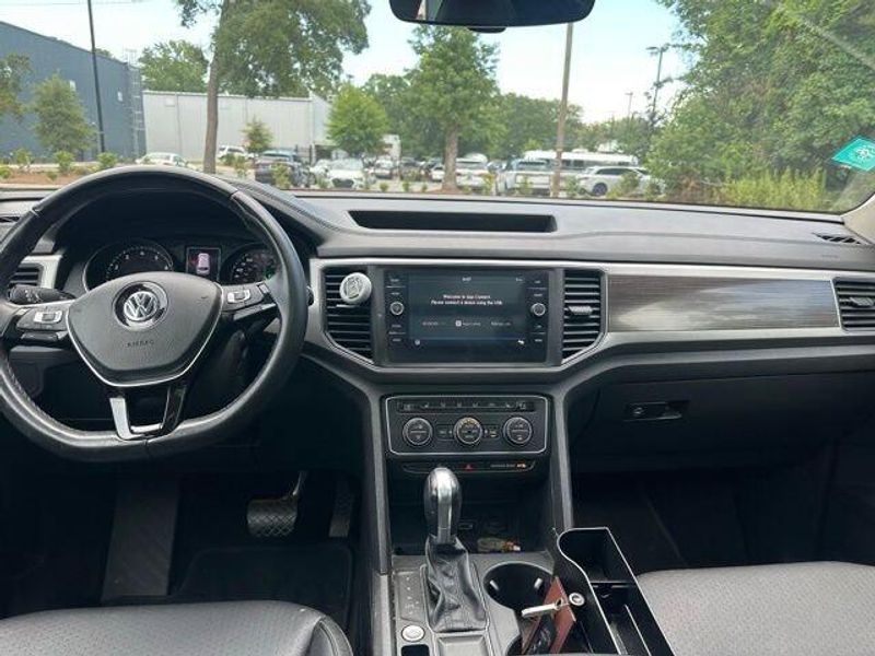 2019 Volkswagen Atlas 2.0T SE w/Technology