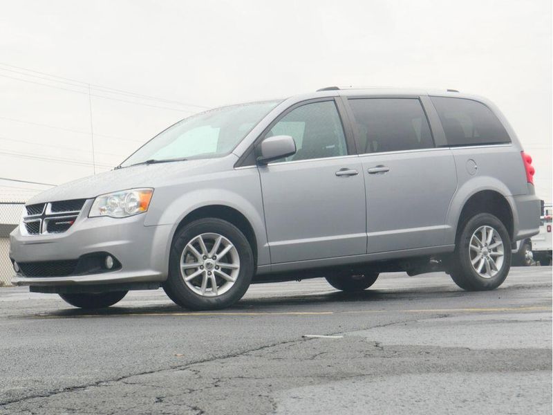 2019 Dodge Grand Caravan SXTImage 8