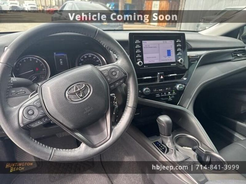 2022 Toyota Camry SE NightshadeImage 10