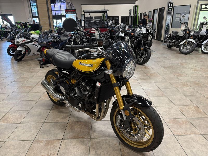 Used 2022 Kawasaki Z900RS SE Image 11