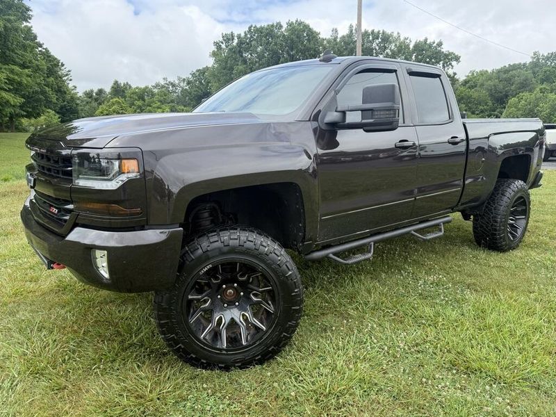 2018 Chevrolet Silverado 1500 LT photo 7