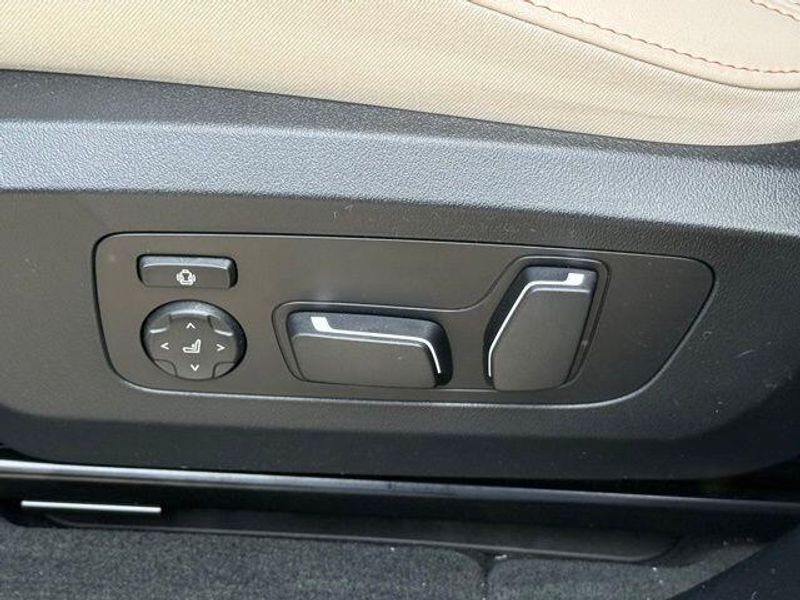 New 2026 BMW X3 30 xDriveImage 16