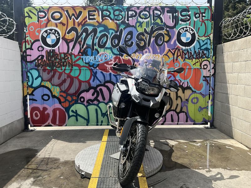 New 2025 BMW F 900 GS Adventure Image 2