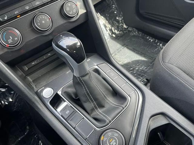 2024 Volkswagen Tiguan 2.0T S