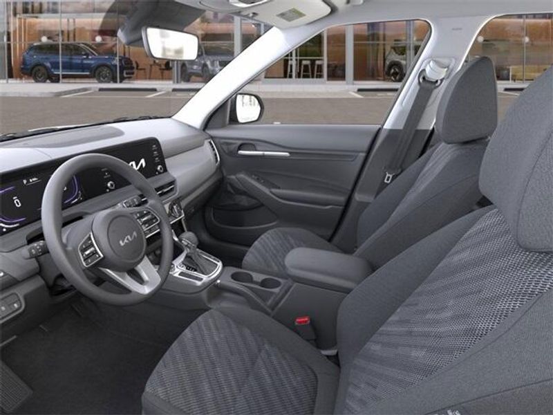 New 2026 Kia Seltos LXImage 17
