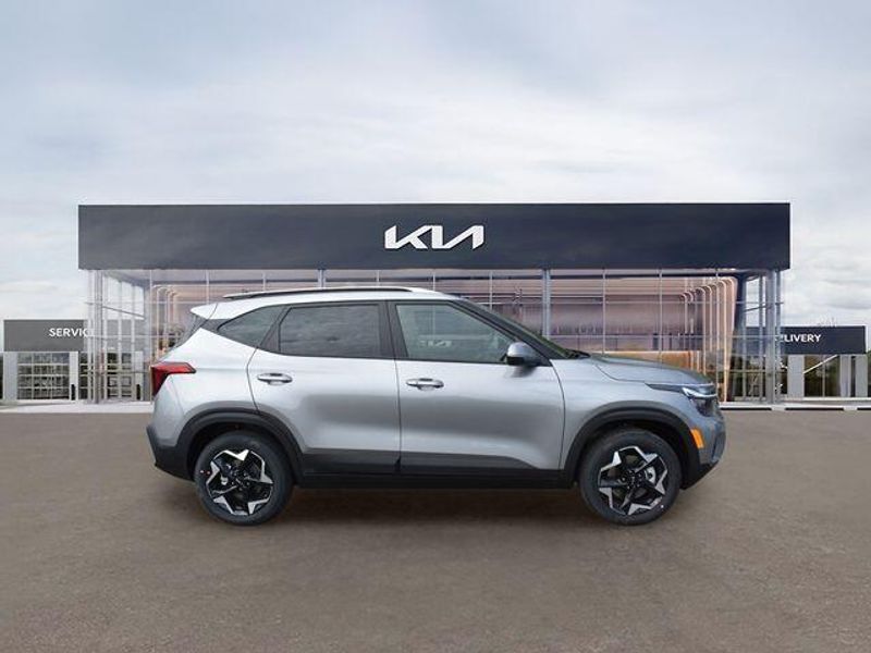 New 2026 Kia Seltos SImage 2